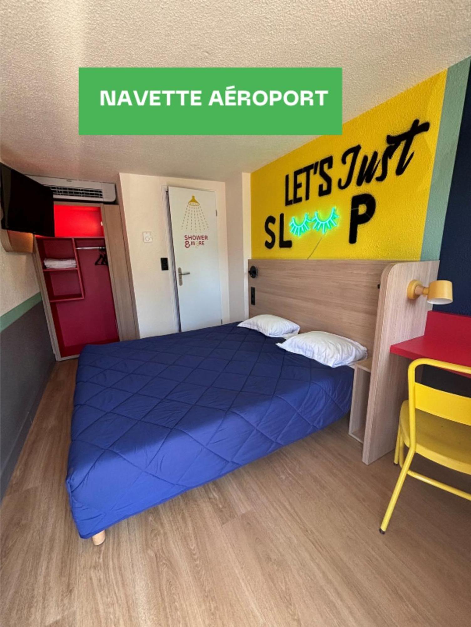 Premiere Classe Aeroport Marseille Vitrolles  Buitenkant foto